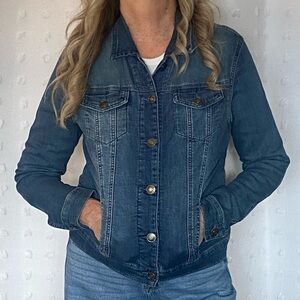 ❄️WINTER SALE❄️ Cavalini Denim Shirt Jacket